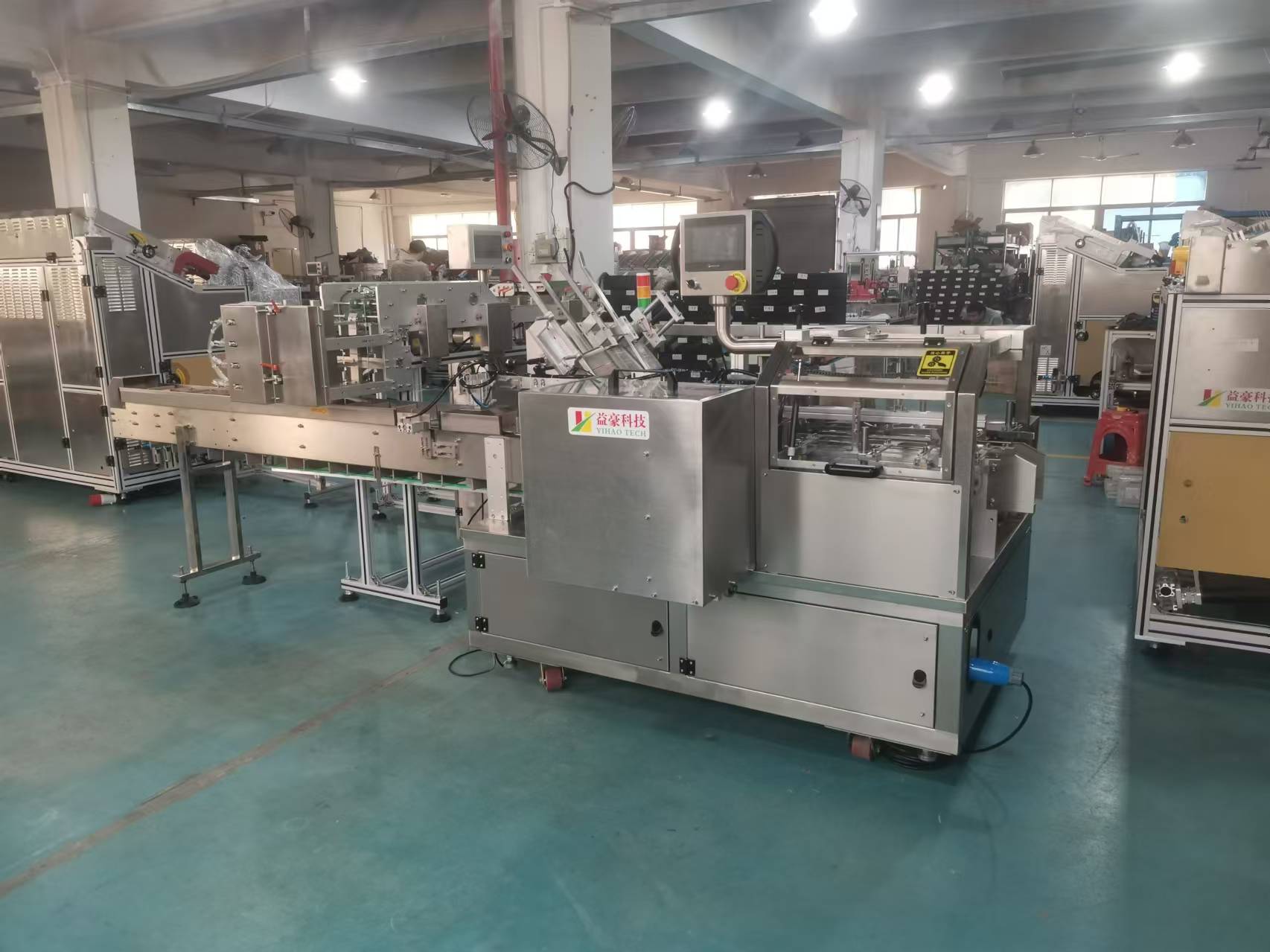 面膜灌裝機(jī)革命者：精準(zhǔn)到毫厘，效率躍云端